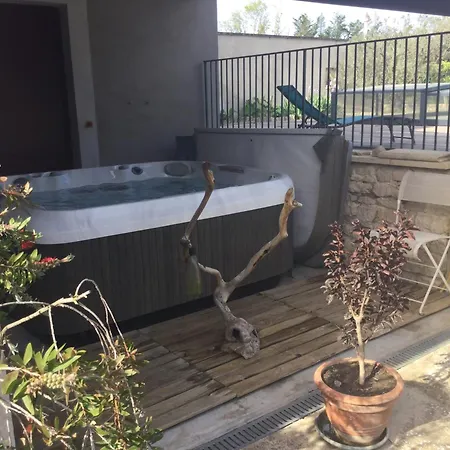 Landsted 1 1 Cuisine & Salle D'eau Privees Avec Piscine Et Jacuzzi